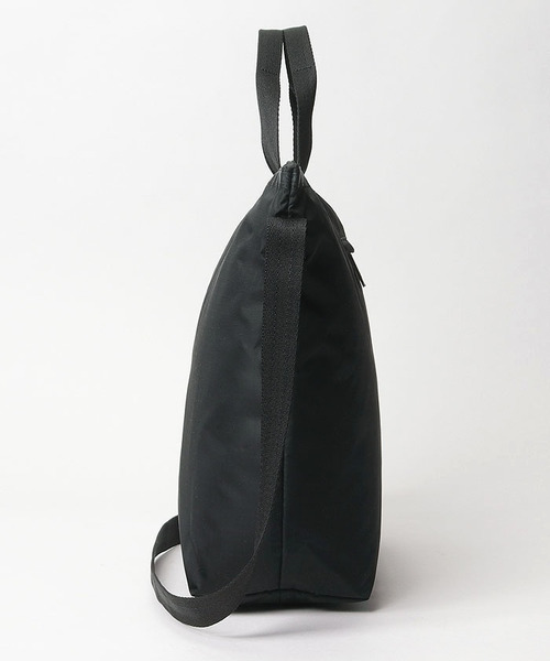 LeSportsac レスポートサック トートバッグ ブラック 軽量 ナイロン LeSportsac｜レスポートサックのトートバッグ（ブラック/黒色系