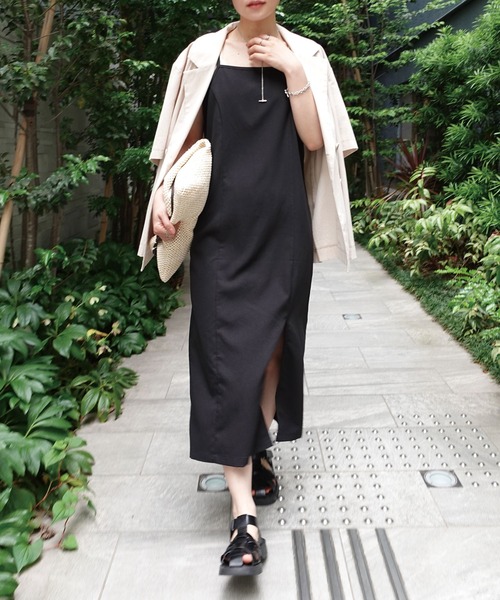 CORNERS(コーナーズ)の「スリットキャミワンピース(ワンピース・レディース・ブラック/ブラウン/アイボリー・S/M/L)」の12枚目の写真