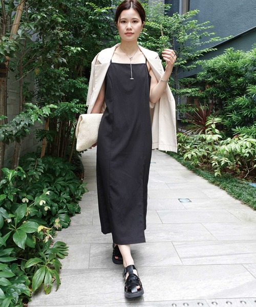 CORNERS(コーナーズ)の「スリットキャミワンピース(ワンピース・レディース・ブラック/ブラウン/アイボリー・S/M/L)」の5枚目の写真