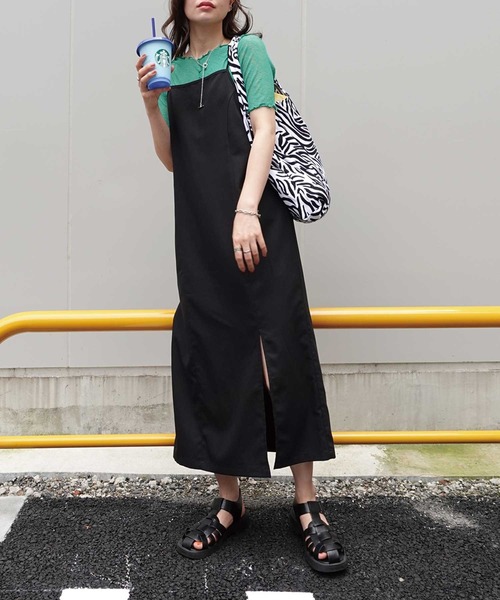 CORNERS(コーナーズ)の「スリットキャミワンピース(ワンピース・レディース・ブラック/ブラウン/アイボリー・S/M/L)」の11枚目の写真