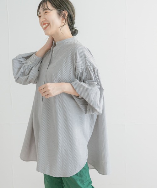 ITEMS URBANRESEARCH（アイテムズ アーバンリサーチ）の「ストライプボリュームブラウス（シャツ/ブラウス・レディース・ブルー/ブラック/グリーン・FREE）」の16枚目の写真