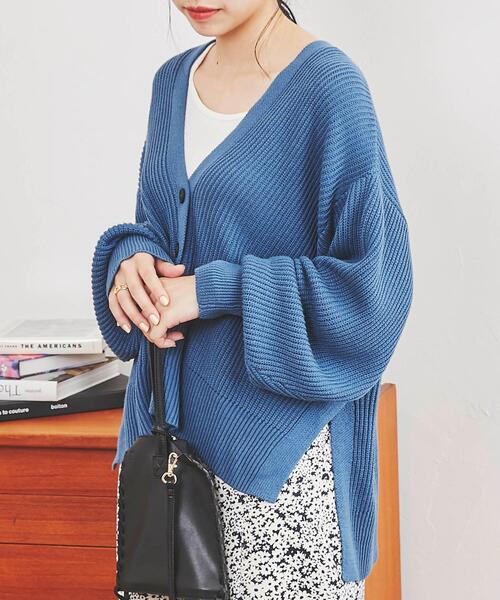 coen（コーエン）の「［洗える］カタアゼリラックスVネックカーディガン#（WEB限定カラー）（カーディガン/ボレロ・レディース・ダークグリーン/オレンジ/マスタード/ブラック/ライトグレー/コバルトブルー/オフホワイト/モカ/ダークグレー・FREE）」の7枚目の写真