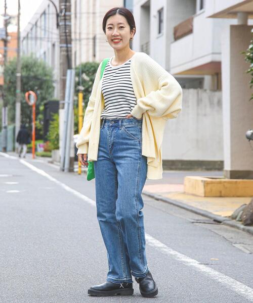 coen（コーエン）の「［洗える］カタアゼリラックスVネックカーディガン#（WEB限定カラー）（カーディガン/ボレロ・レディース・ダークグリーン/オレンジ/マスタード/ブラック/ライトグレー/コバルトブルー/オフホワイト/モカ/ダークグレー・FREE）」の22枚目の写真