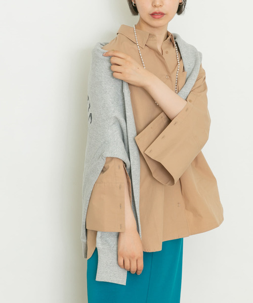 UR Lab.(アーバンリサーチラボ)の「ボタンデザインシャツ(シャツ/ブラウス・レディース・ベージュ/ブルー/アイボリー・FREE)」の5枚目の写真