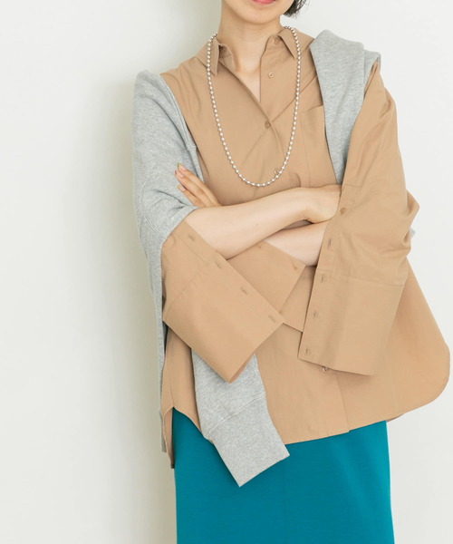 UR Lab.(アーバンリサーチラボ)の「ボタンデザインシャツ(シャツ/ブラウス・レディース・ベージュ/ブルー/アイボリー・FREE)」の7枚目の写真