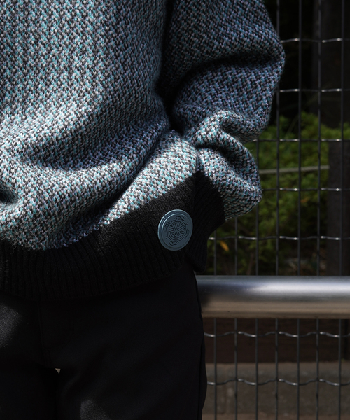 FACETASM（ファセッタズム）の「【FACETASM / ファセッタズム】JACQUARD KNIT（ニット/セーター・メンズ・ブルー系その他・4）」の4枚目の写真