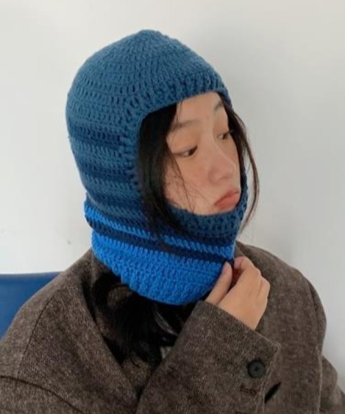Vipoa（ヴィポア）の「ざっくりニットマルチカラーバラクラバ（ネックウォーマー/スヌード・レディース・ブルー/ピンク/アイボリー/グレー・FREE）」の3枚目の写真