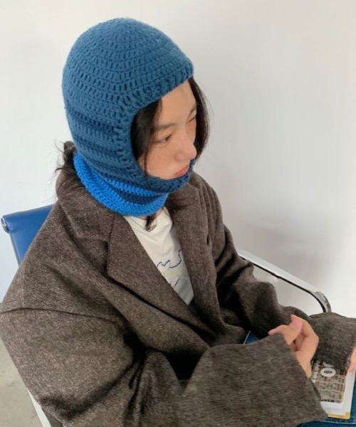 Vipoa（ヴィポア）の「ざっくりニットマルチカラーバラクラバ（ネックウォーマー/スヌード・レディース・ブルー/ピンク/アイボリー/グレー・FREE）」の8枚目の写真