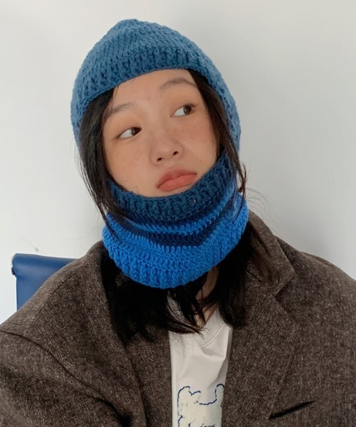 Vipoa（ヴィポア）の「ざっくりニットマルチカラーバラクラバ（ネックウォーマー/スヌード・レディース・ブルー/ピンク/アイボリー/グレー・FREE）」の5枚目の写真
