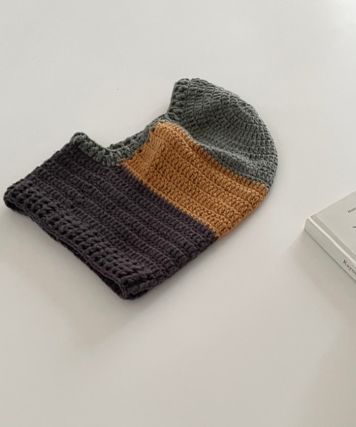 Vipoa（ヴィポア）の「ざっくりニットマルチカラーバラクラバ（ネックウォーマー/スヌード・レディース・ブルー/ピンク/アイボリー/グレー・FREE）」の14枚目の写真