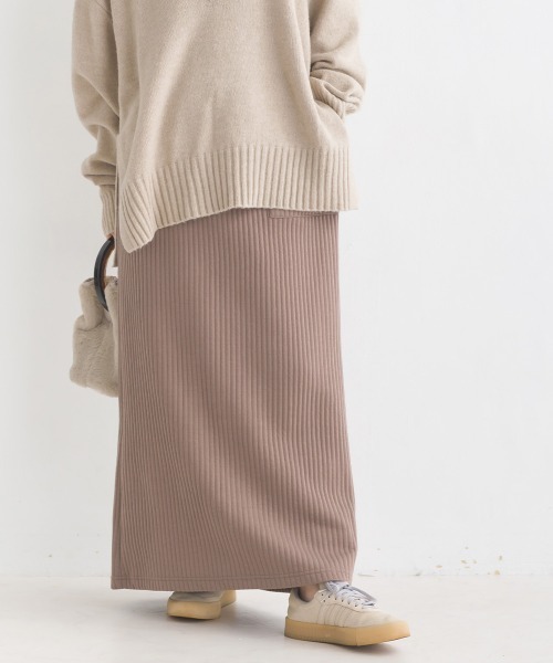 OMNES（オムネス）の「ラインキルトIラインマキシスカート（スカート・レディース・ブラック/モカ/ライトカーキ/ピンクベージュ・FREE）」の11枚目の写真