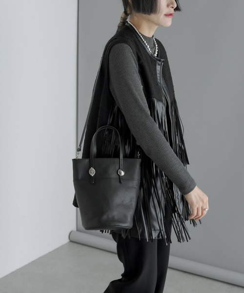 ear PAPILLONNER（イアパピヨネ）の「コンチョトートバッグ Sサイズ  