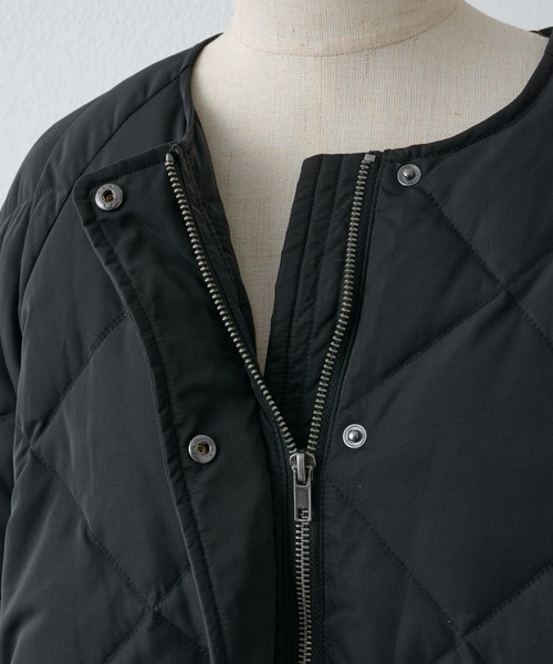 BEARDSLEY（ビアズリー）の「【FRIPIER/フリピエ】バナナスリーブノーカラーショートダウン：すぐにお届け！（ダウンジャケット/コート・レディース・ブラック/アイボリー・FREE）」の8枚目の写真