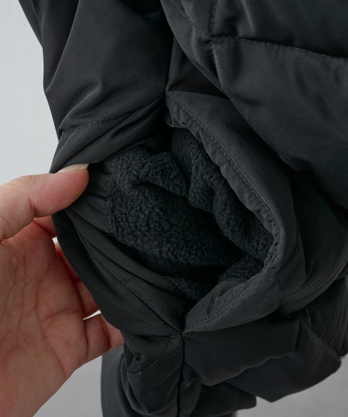 BEARDSLEY（ビアズリー）の「【FRIPIER/フリピエ】バナナスリーブノーカラーショートダウン：すぐにお届け！（ダウンジャケット/コート・レディース・ブラック/アイボリー・FREE）」の13枚目の写真