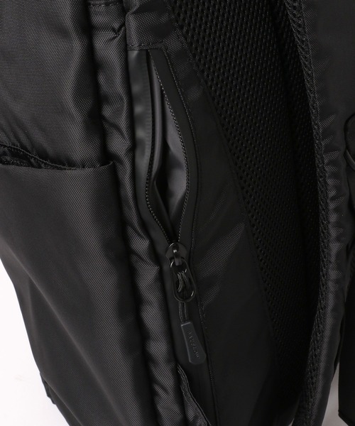 BAYFLOW(ベイフロー)の「マルチWAYデイバックパック(バックパック/リュック・メンズ・ブラック/グレー・FREE)」の15枚目の写真