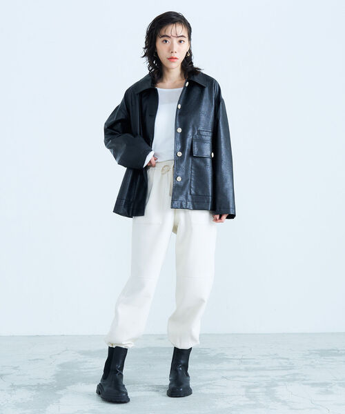 fredy emue（フレディエミュ）の「フェイクレザーブルゾン（ブルゾン・レディース・ブラック/ブラウン/グレイッシュベージュ・38）」の6枚目の写真