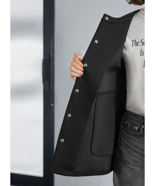STYLE DELI(スタイルデリ)の「【Made in JAPAN】ダンボールスナップボタンジャケット(ノーカラージャケット・レディース・モカ/ブラック・FREE)」の5枚目の写真