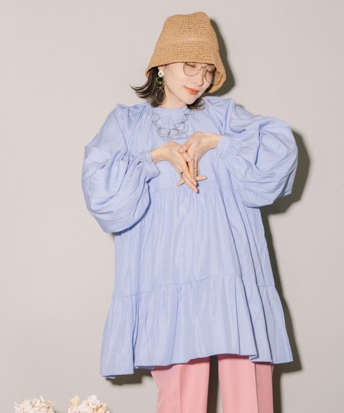 MHBG TOKYO（エムエイチビージートーキョー）の「先染めストライプボリュームスリーブティアードBL（シャツ/ブラウス・レディース・ネイビー/ライトブルー・MEDIUM）」の8枚目の写真