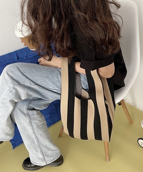 LAC-VERT(ラック・ヴェール)の「ストライプニットトートバッグ(トートバッグ・レディース・その他1/その他2/その他3・FREE)」の2枚目の写真