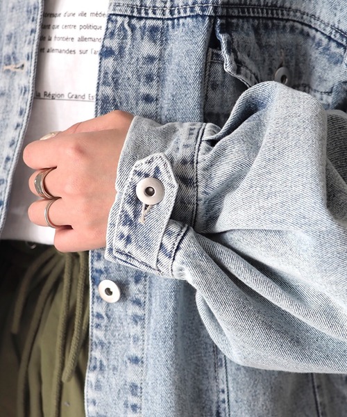 Riberry（リベリー）の「オーバーサイズデニムジャケット（デニムジャケット・レディース・ケミカルウォッシュ/ブルー・FREE）」の8枚目の写真