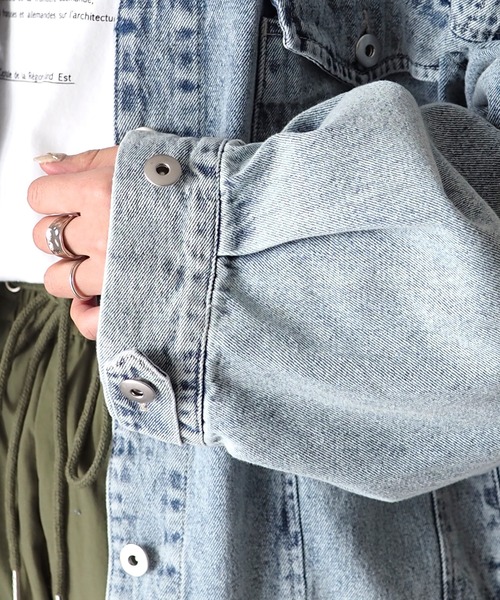 Riberry（リベリー）の「オーバーサイズデニムジャケット（デニムジャケット・レディース・ケミカルウォッシュ/ブルー・FREE）」の10枚目の写真