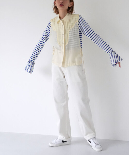 SLOBE citron.（スローブシトロン）の「SLOBE citron.カーブデニム（デニムパンツ・レディース・アイボリー・36/38）」の4枚目の写真