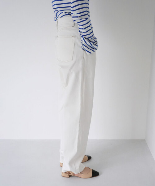 SLOBE citron.（スローブシトロン）の「SLOBE citron.カーブデニム（デニムパンツ・レディース・アイボリー・36/38）」の8枚目の写真