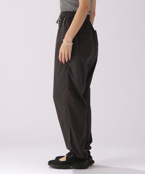 niko and...（ニコアンド）の「【Chill Pants】ドライチルイージーミリパンツ（カーゴパンツ・レディース・ブラック/ベージュ/カーキ/サックスブルー/パープル/サーモンピンク・FREE）」の21枚目の写真