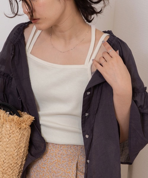 POU DOU DOU（プードゥドゥ）の「ダブルストラップキャミソール（キャミソール・レディース・ブラック/カーキ/オフホワイト/イエロー×グリーン・3）」の2枚目の写真