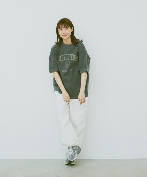 flaner（フラネ）の「Loose pigment wolf tee/ルーズピグメントウルフT（Tシャツ/カットソー・レディース・ベージュ/チャコールグレー・MEDIUM/LARGE）」の13枚目の写真