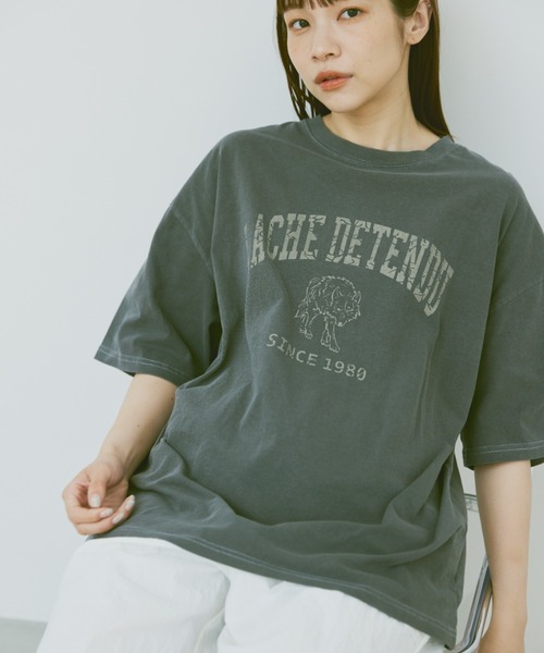flaner（フラネ）の「Loose pigment wolf tee/ルーズピグメントウルフT（Tシャツ/カットソー・レディース・ベージュ/チャコールグレー・MEDIUM/LARGE）」の5枚目の写真
