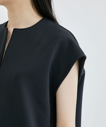 UJOH（ウジョー）の「【UJOH/ウジョー】別注 Key Neck TOP/キーネック