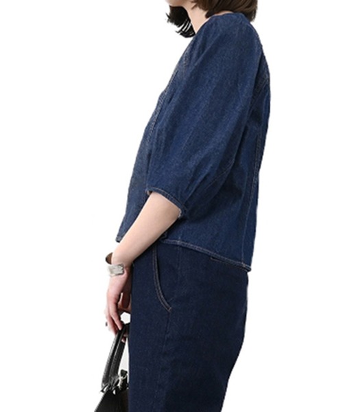 STYLEBLOCK（スタイルブロック）の「デニムクロップドブラウス（シャツ/ブラウス・レディース・ライトブルー/ネイビー/ブルー・M）」の6枚目の写真