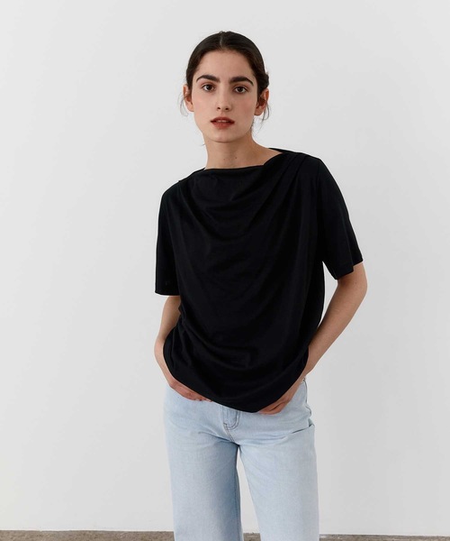 MOHAN(モハン)の「【MOHAN 】TWRドレープ ネック トップ / TWR DRAPED NECK TOP(Tシャツ/カットソー・レディース・スカイブルー/ブラック/クリーム・SMALL)」の16枚目の写真