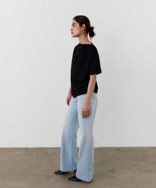 MOHAN(モハン)の「【MOHAN 】TWRドレープ ネック トップ / TWR DRAPED NECK TOP(Tシャツ/カットソー・レディース・スカイブルー/ブラック/クリーム・SMALL)」の19枚目の写真