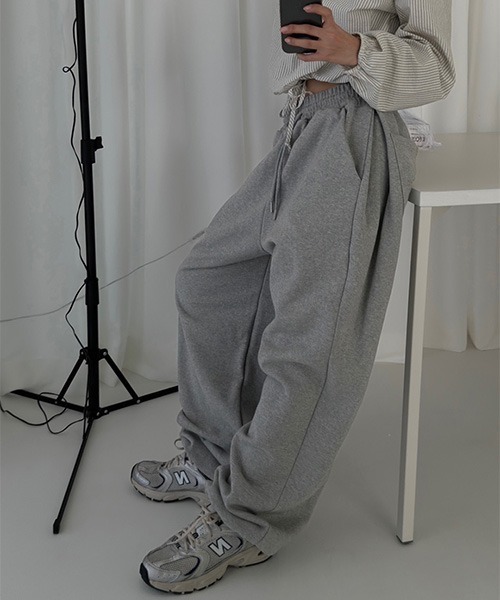 ASCLO(エジュクロ)の「ASCLO Pleddy Mentis Side A Jogger Pants(スウェットパンツ・メンズ・ホワイト系その他/ブラック/グレー・FREE)」の1枚目の写真