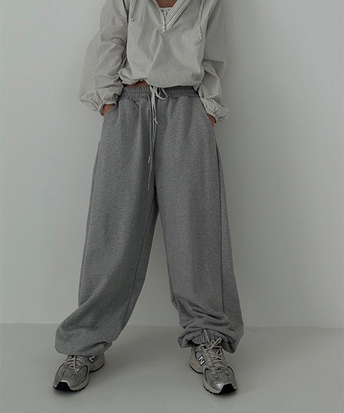 ASCLO(エジュクロ)の「ASCLO Pleddy Mentis Side A Jogger Pants(スウェットパンツ・メンズ・ホワイト系その他/ブラック/グレー・FREE)」の4枚目の写真