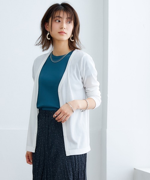 nissen（ニッセン）の「ＵＶカット綿１００％フライス素材フレンチスリーブＴシャツ（Tシャツ/カットソー・レディース・ブラック/オフホワイト/ブルー/グレイッシュベージュ/グリーン/ローズ/スモークピンク/オレンジ・L/S/LL/M）」の20枚目の写真