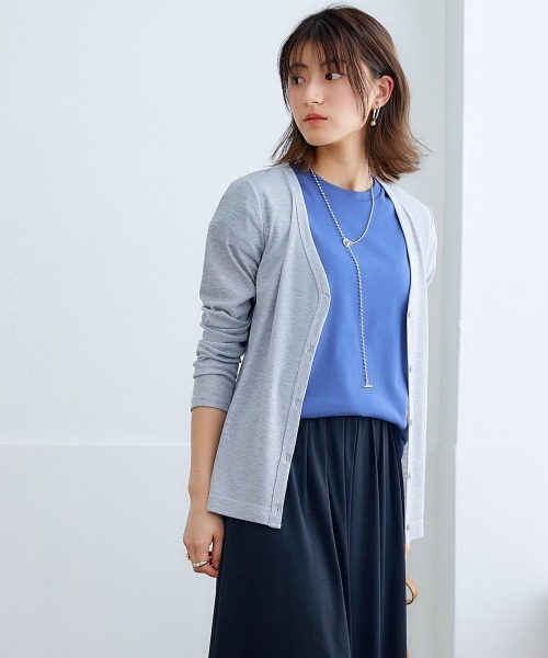 nissen（ニッセン）の「ＵＶカット綿１００％フライス素材フレンチスリーブＴシャツ（Tシャツ/カットソー・レディース・ブラック/オフホワイト/ブルー/グレイッシュベージュ/グリーン/ローズ/スモークピンク/オレンジ・L/S/LL/M）」の22枚目の写真