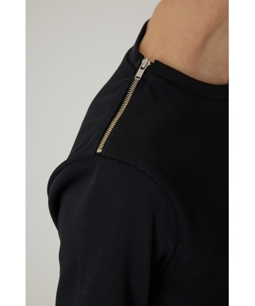 RIM.ARK（リムアーク）の「Half design zip tops（Tシャツ
