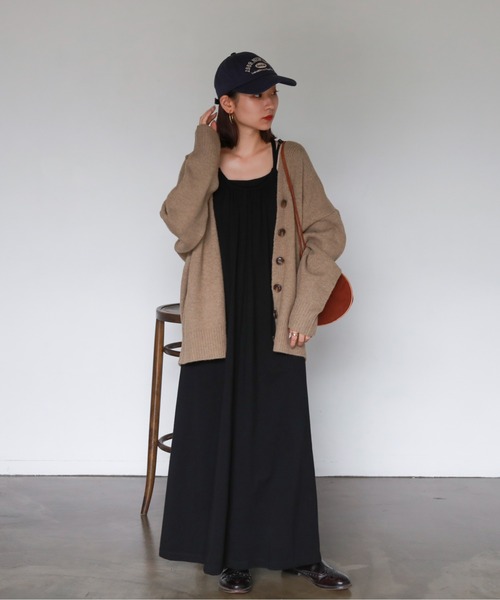 feepur（フェピュール）の「ニットカーディガン（カーディガン/ボレロ・レディース・ベージュ・MEDIUM）」の4枚目の写真