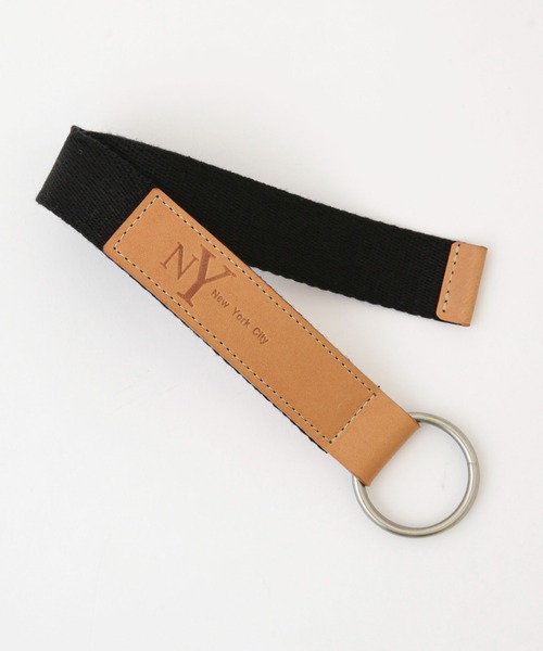 NANO universe（ナノユニバース）の「TAMANIWA/別注 NY logo BELT（ベルト・メンズ・ホワイト/ネイビー/ブラック・FREE）」の4枚目の写真