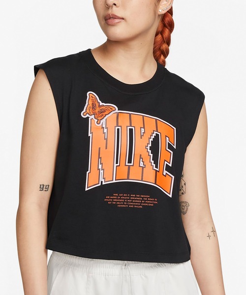 NIKE（ナイキ）の「NIKE/ナイキ タンクトップ ブランドロゴ クロップド丈 FD2574-010/FD2574-100/FD2574-410（タンクトップ・レディース・ホワイト/ブラック/ネイビー・M/L/XL）」の2枚目の写真