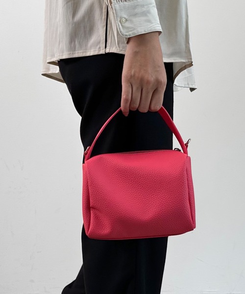 AT CREATION(アットクリエイション)の「EM:AT CREATION シカク2WAYショルダー(トートバッグ・レディース・アイボリー/ブラック/ピンク/ブルー・FREE)」の4枚目の写真
