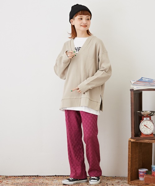 CUBE SUGAR（キューブシュガー）の「鹿の子裏毛スウェットＶネックプルオーバー（スウェット・レディース・スミクロ/ナチュラル/イエロー・M）」の6枚目の写真