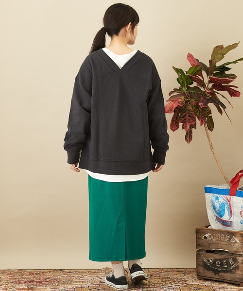 CUBE SUGAR（キューブシュガー）の「鹿の子裏毛スウェットＶネックプルオーバー（スウェット・レディース・スミクロ/ナチュラル/イエロー・M）」の11枚目の写真