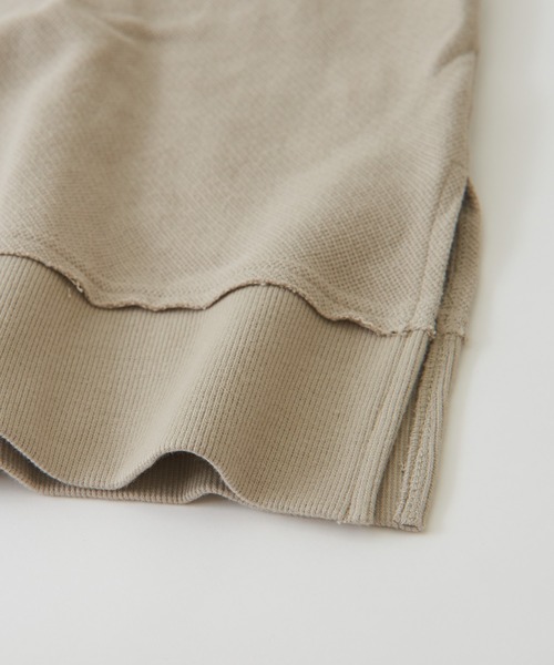 CUBE SUGAR（キューブシュガー）の「鹿の子裏毛スウェットＶネックプルオーバー（スウェット・レディース・スミクロ/ナチュラル/イエロー・M）」の21枚目の写真