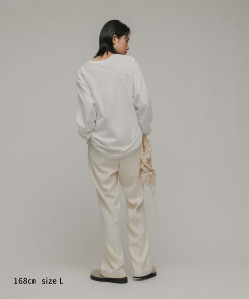 M TO R（ムウトアール）の「［TOPS］M TO R ORIGINAL LOGOPATCH L/S TEE（Tシャツ/カットソー・レディース・ホワイト/チャコールグレー/カーキ/ライトグレー/ラベンダー・S/L）」の8枚目の写真