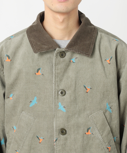 JOURNAL STANDARD relume（ジャーナルスタンダード　レリューム）の「総柄 コーデュロイ ハンティングジャケット "BIRD"（カバーオール・メンズ・オリーブ/ブラック・MEDIUM/LARGE）」の4枚目の写真