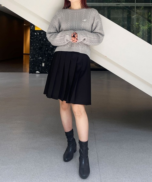 179/WG(イチナナキュウダブルジー)の「配色ステッチケーブル編みニットプルオーバー(ニット/セーター・レディース・サックスブルー/ネイビー/オフホワイト・FREE)」の18枚目の写真